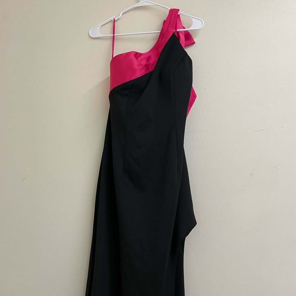 Mac Duggal leena One-Shoulder Asymmetrical Sheath Gown NWOT Size 8 - Picture 3 of 6